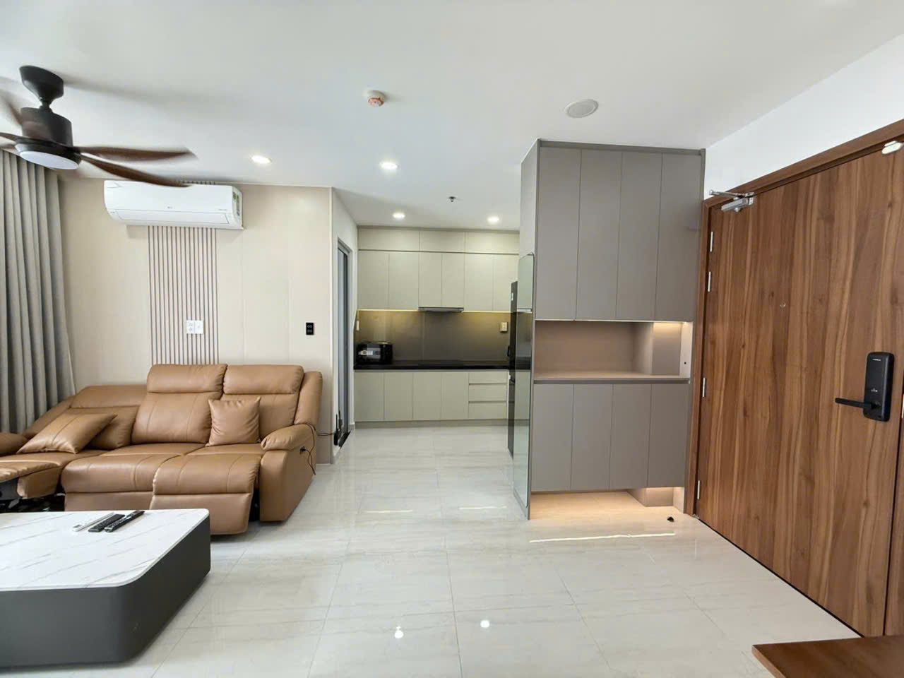 Cho thuê căn hộ 𝐇𝐀𝐏𝐏𝐘 𝐎𝐍𝐄 𝐂𝐄𝐍𝐓𝐑𝐀𝐋 2 𝐏𝐡𝐨̀𝐧𝐠 𝐍𝐠𝐮̉  KDC Phú Hoà, Thủ Dầu Một