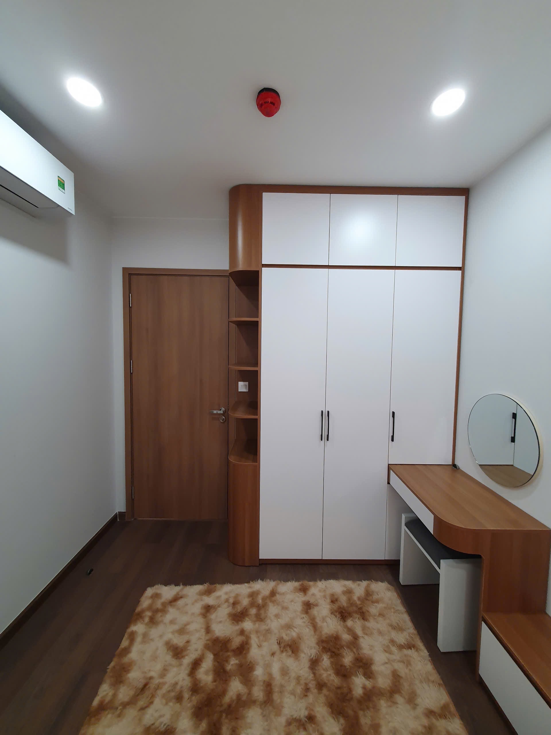 CHO THUÊ CĂN HỘ 1 PHÒNG NGỦ FULL NỘI THẤT – CHỈ CẦN XÁCH VALI VÀO Ở