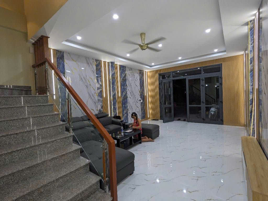 ĐẦU TƯ TẠI  KV BÌNH DƯƠNG – NHÀ ĐẸP GIÁ TỐT ĐỪNG BỎ QUA CĂN NÀY!